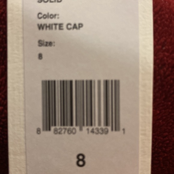 Vineyard Vines Dayboat Shorts NWT White size 8, 3 1/2” Inseam. - Picture 8 of 8